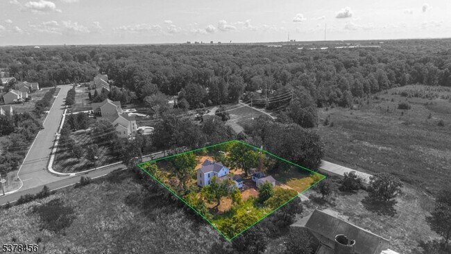 Building Photo - 289 Bennetts Ln