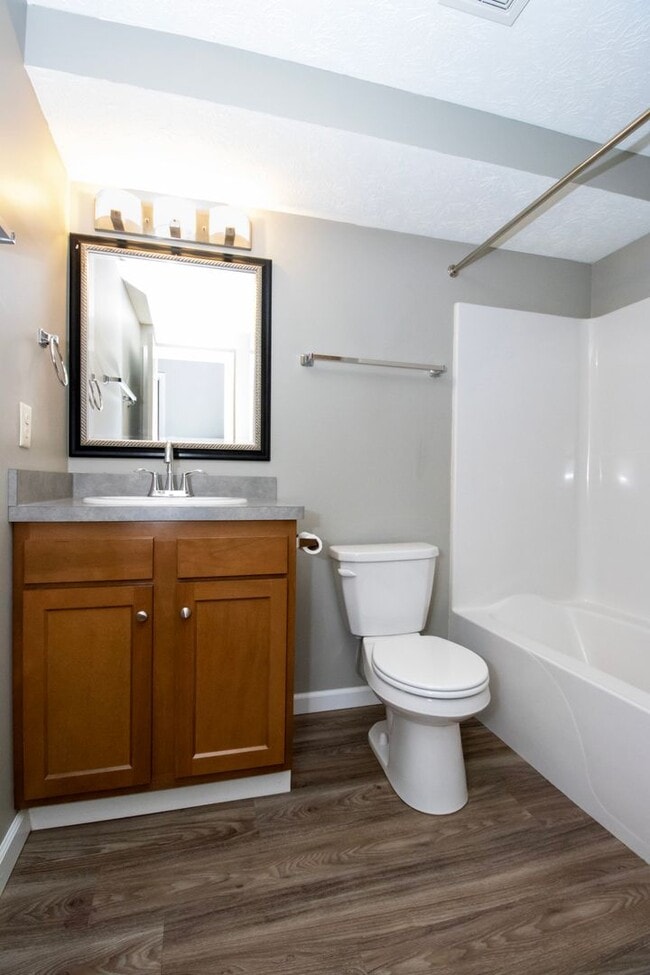 Building Photo - Two bedroom apartment