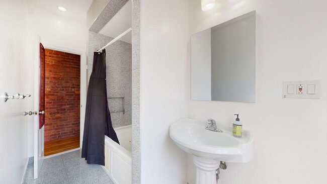 Building Photo - 125 La Salle St