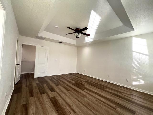 Building Photo - 4406 Windmill Palm Way