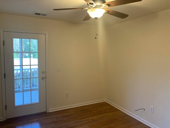 Building Photo - 4468 Lady Banks Ln