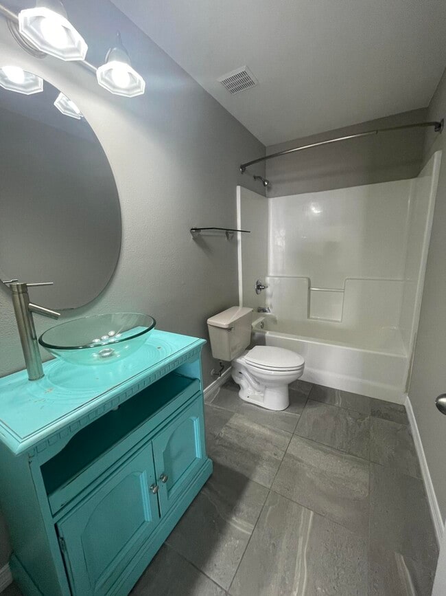 Building Photo - 7457 Harvest Village Ct