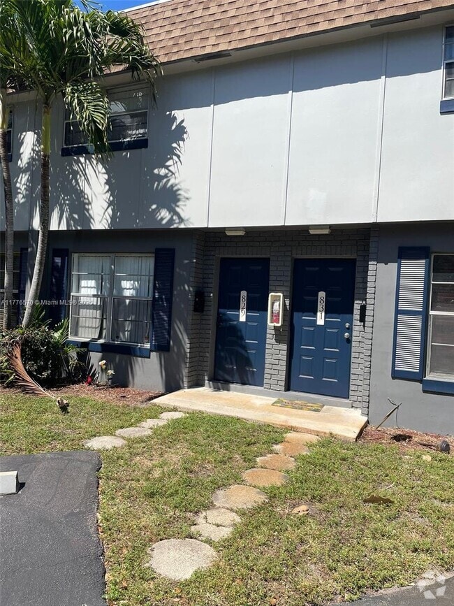 Building Photo - 829 NW 46th Ave