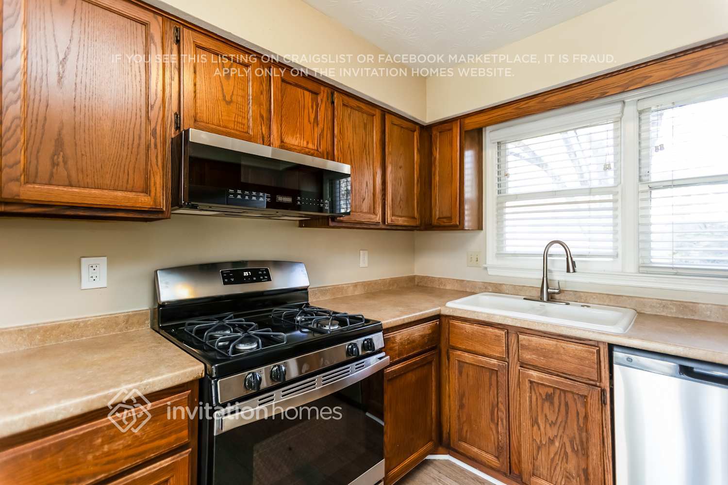 Building Photo - 1266 Clairmont Ct