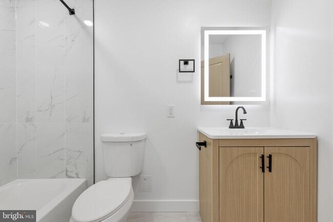 Building Photo - 25 Autumn Ln