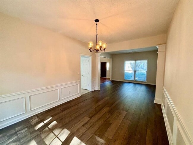 Building Photo - 10920 Glenbarr Dr