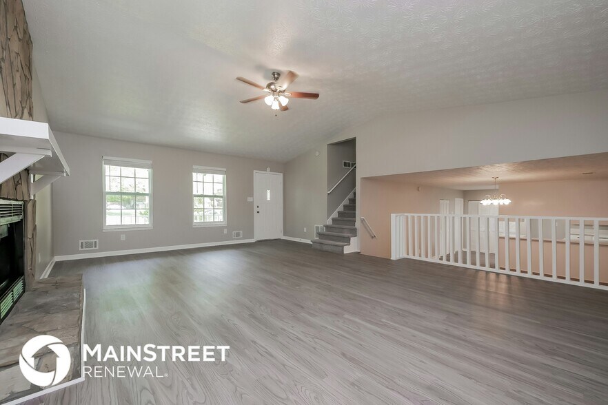 Building Photo - 5884 Dan Dr