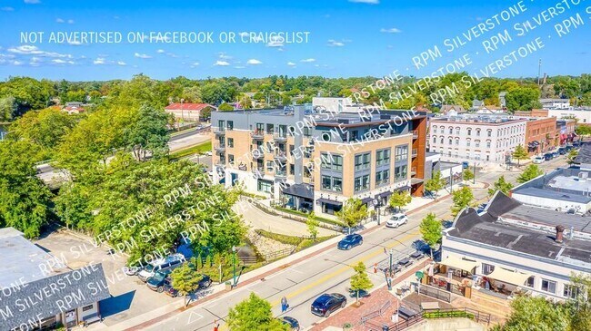 Building Photo - 120 S Broadway St