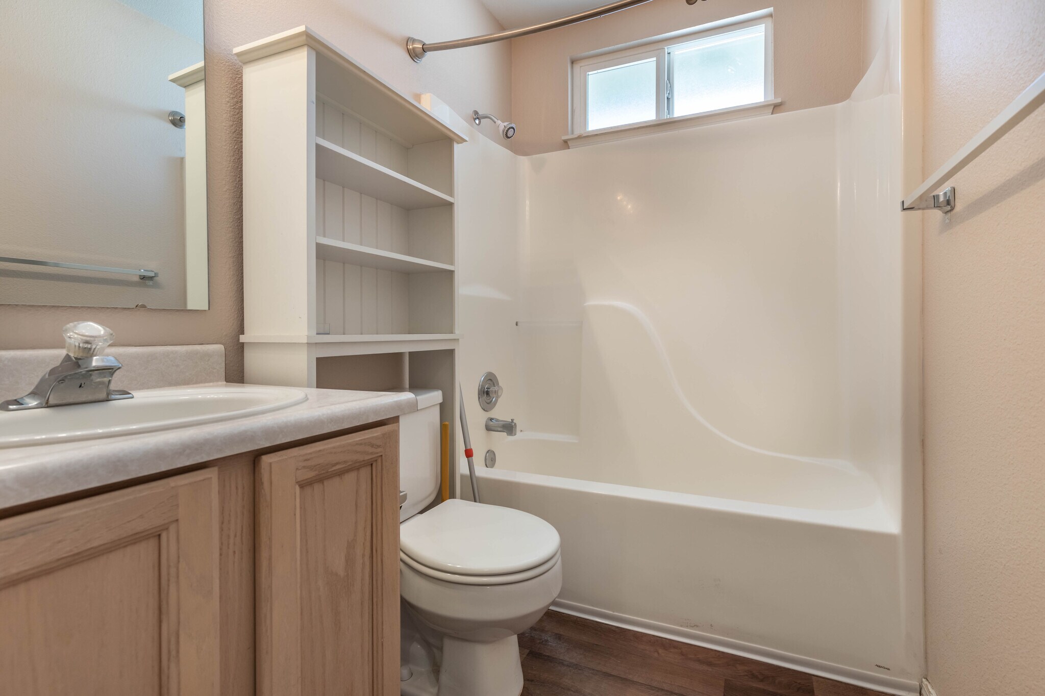 Building Photo - 509 State St