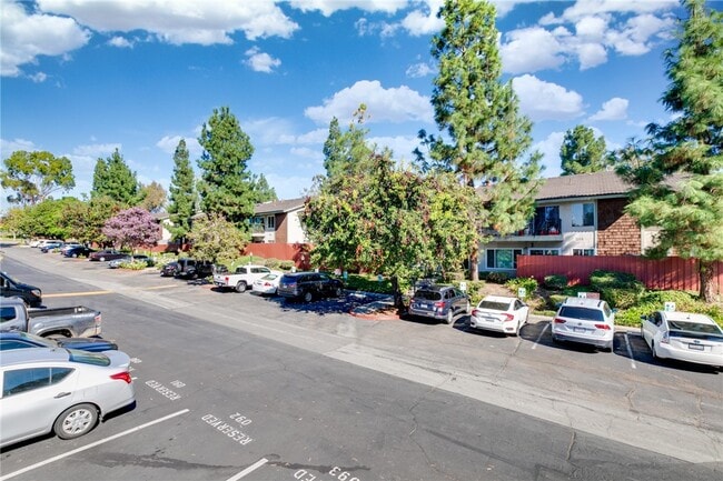 Building Photo - 951 S Idaho St