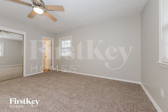 Building Photo - 107 Hillcrest Rd