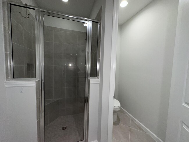 Building Photo - 319 Flip Flop Ct