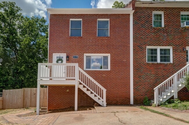 Building Photo - Completely Renovated 3 Bedroom Belmont Townhome Available Now!