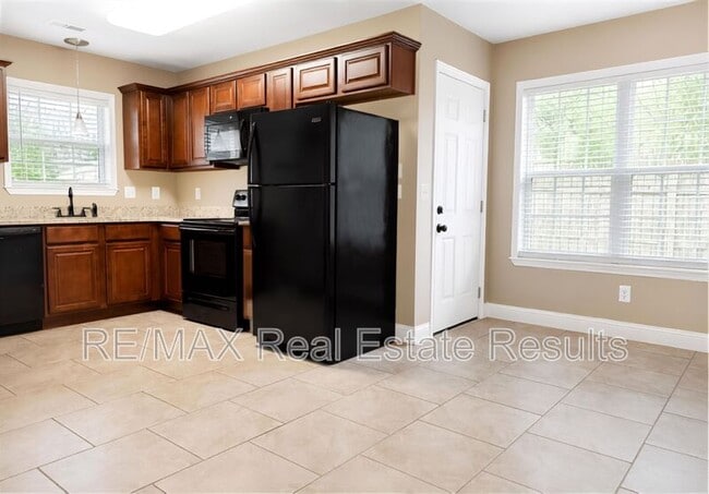 Building Photo - 1521 N Dawn Dr