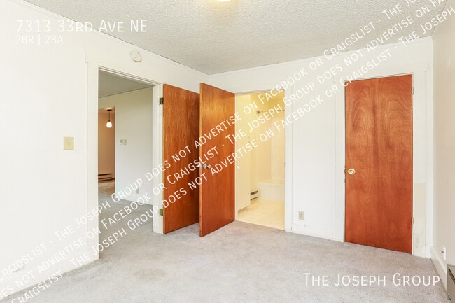 Building Photo - 7313 33rd Ave NE