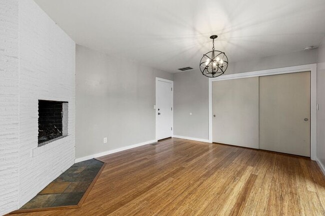 Building Photo - 8580 SE 34th Ave