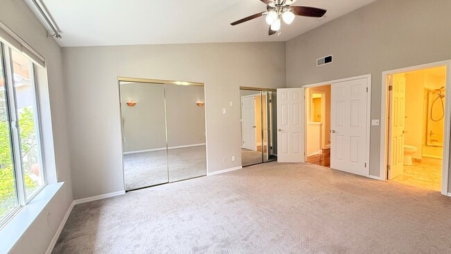 Building Photo - Charming and Move-in Ready 3BD/2.5BA, Two-Story Townhouse in Miravilla at Gale Ranch, San Ramon- ...