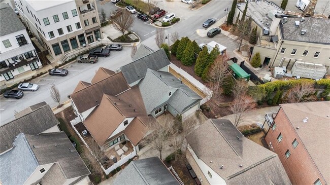 Building Photo - 183 Fowler St