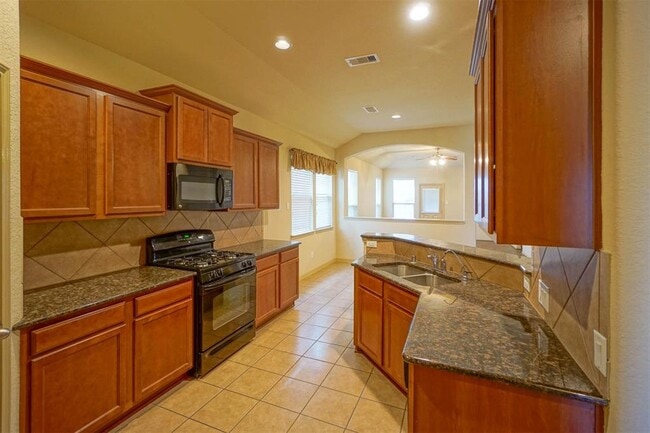 Building Photo - 6139 Grassy Haven Ln