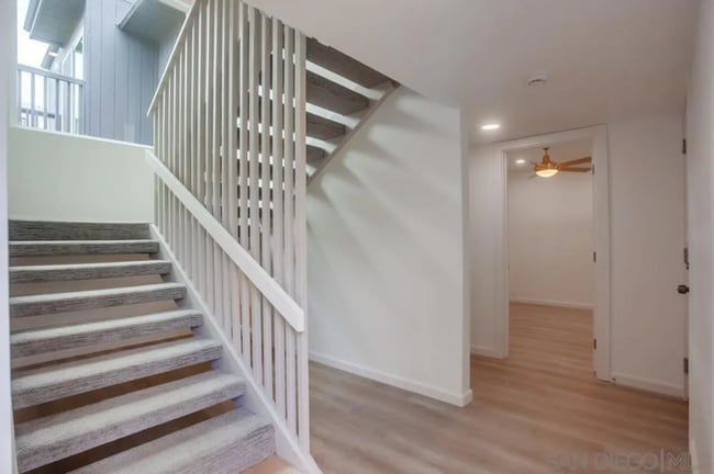 Building Photo - Townhome in the heart of La Jolla’s coveted Beach Barber Tract