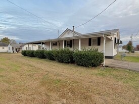 Building Photo - 3220 Franklin Ave