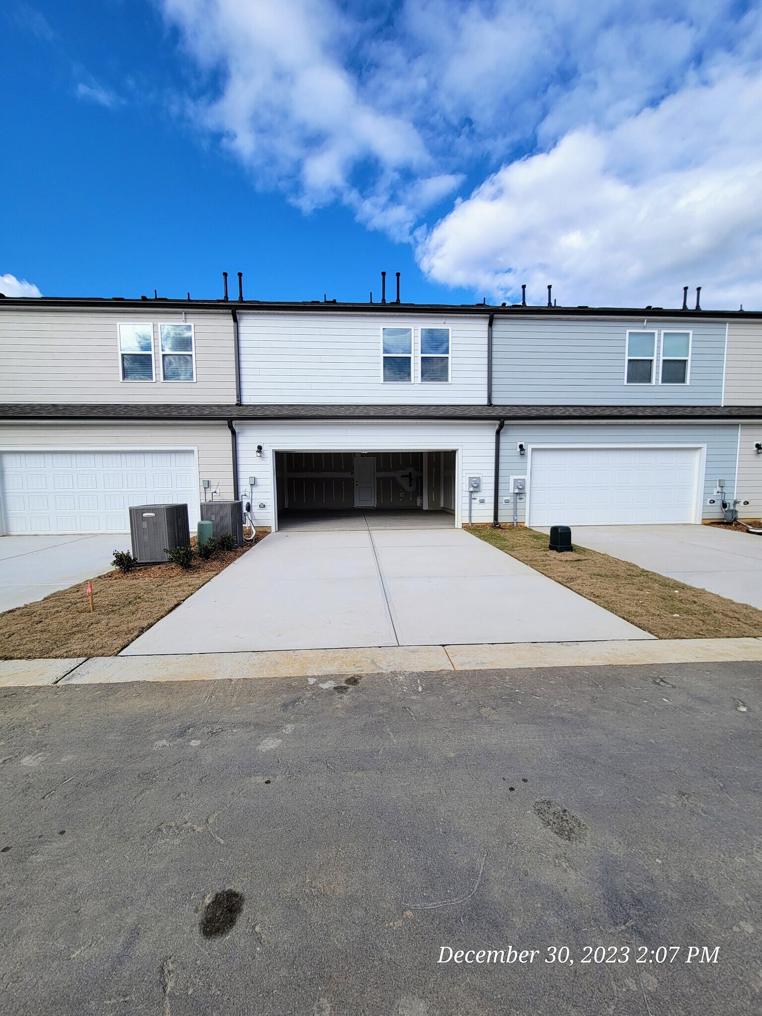 Building Photo - 5604 Preveza Pl