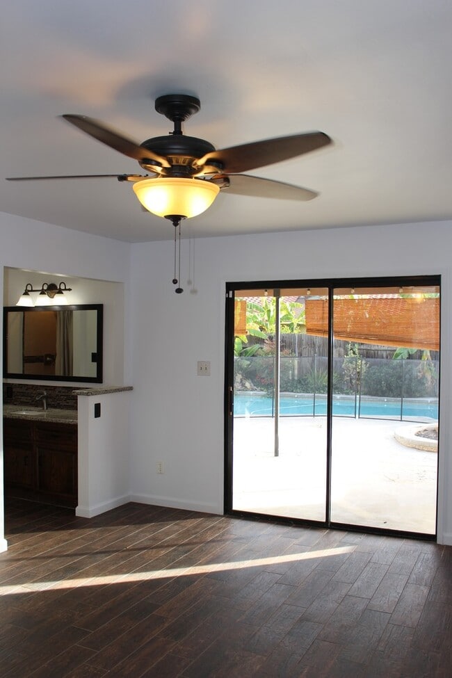 Building Photo - 6509 Kearsarge Way