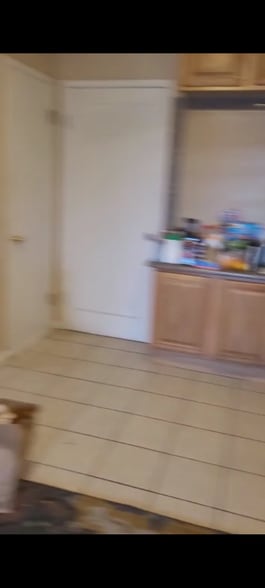 Building Photo - 215 Dennis Dr