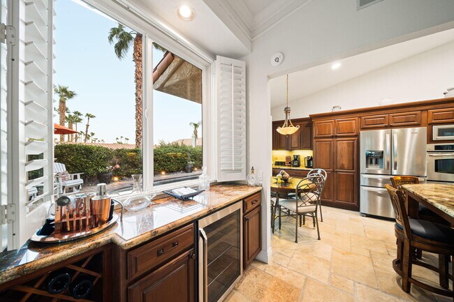 Building Photo - 370 Cypress Point Dr