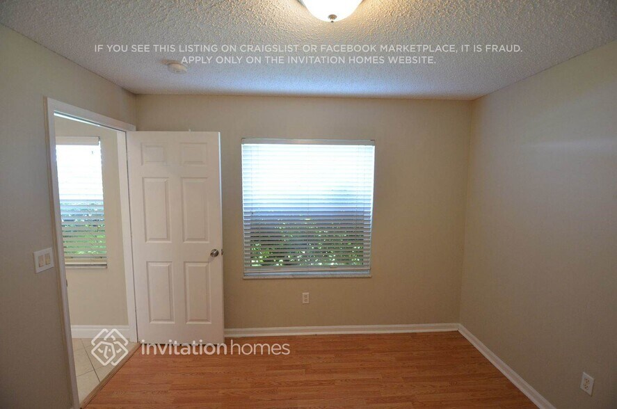 Building Photo - 10240 NW 52nd St