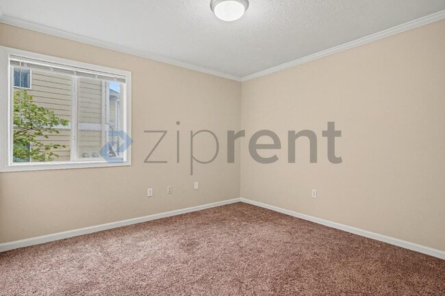 Building Photo - 15060 NW Central Dr