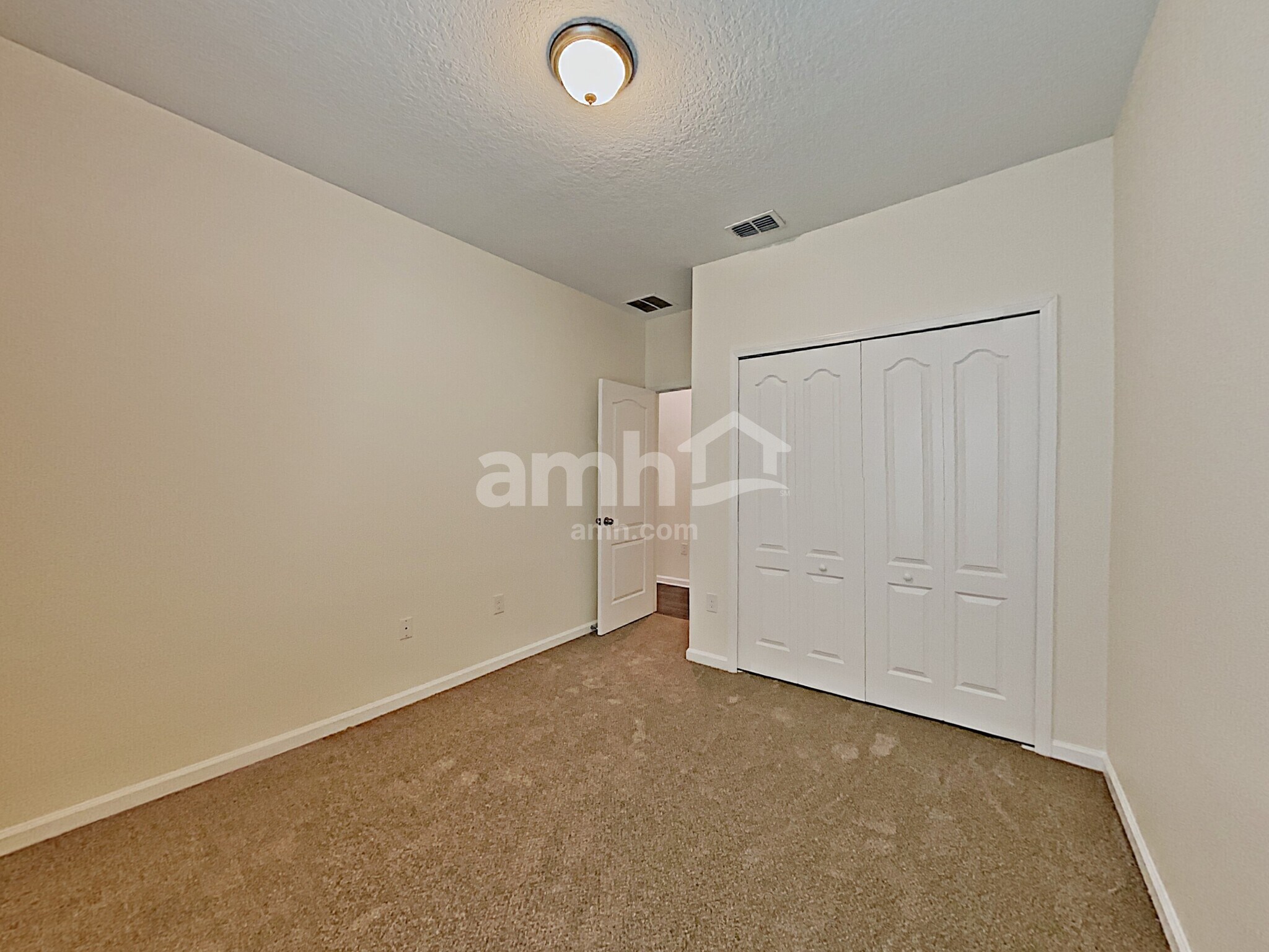 Building Photo - 16176 Magnolia Grove Way