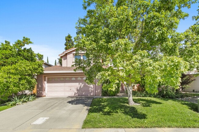 Building Photo - 3 Bedroom in Mace Ranch