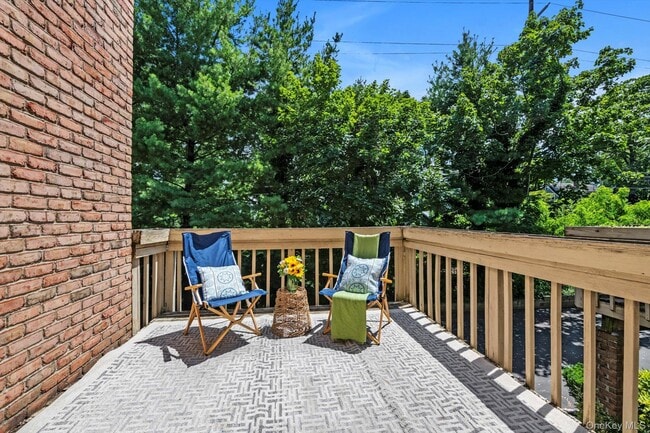 Building Photo - 62 Marjorie Ct