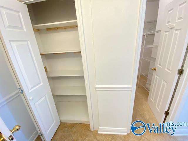 Building Photo - 176 Water Oak Dr