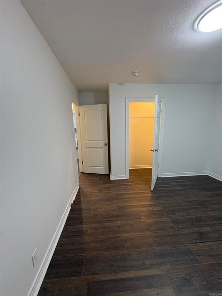 Building Photo - 2117 W 19th St