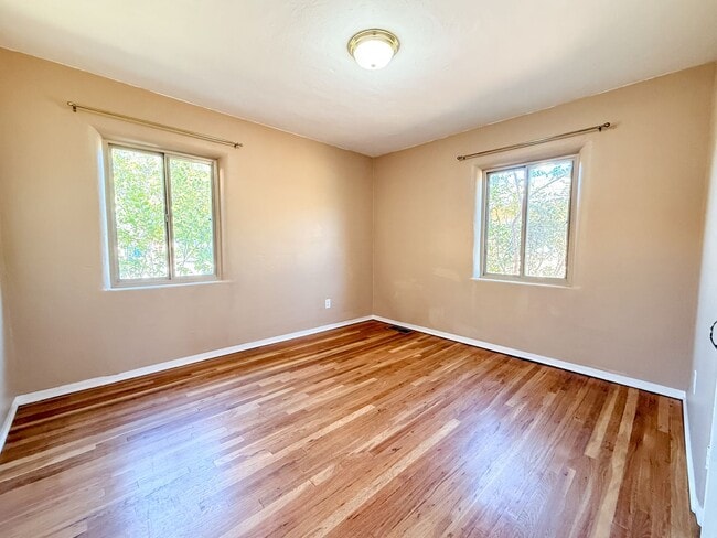 Building Photo - Nobhill Home
