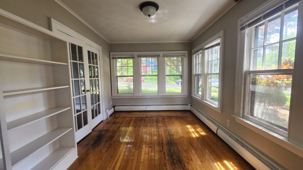 Building Photo - 1634 Ella T Grasso Blvd