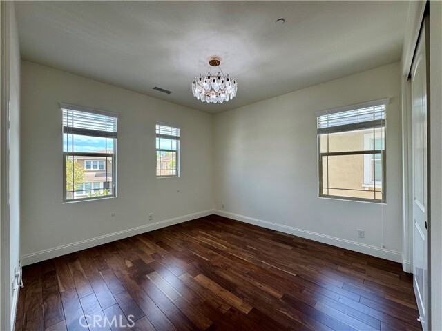 Building Photo - 135 Willowbend