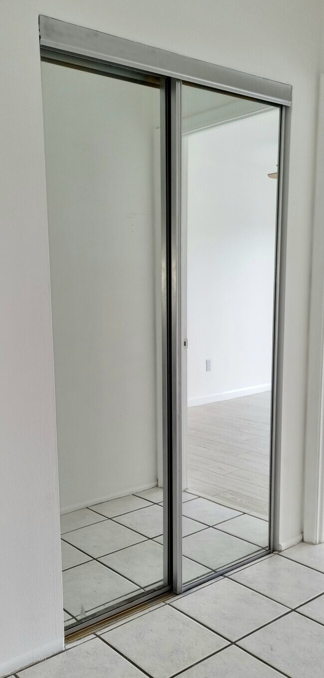 Building Photo - 7787 SW 86th St