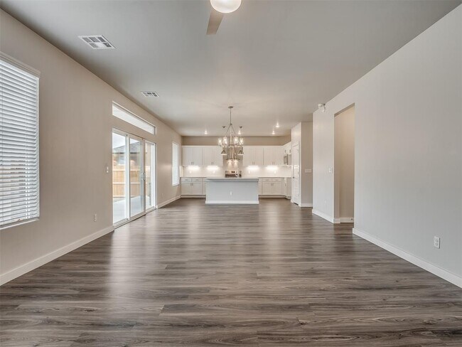 Building Photo - 520 NW 176th Terrace