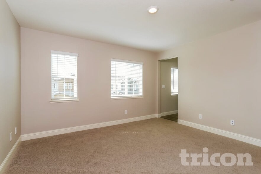 Building Photo - 829 Chisel Ville Ln