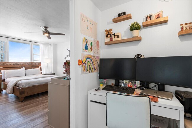 Building Photo - 2451 Brickell Ave