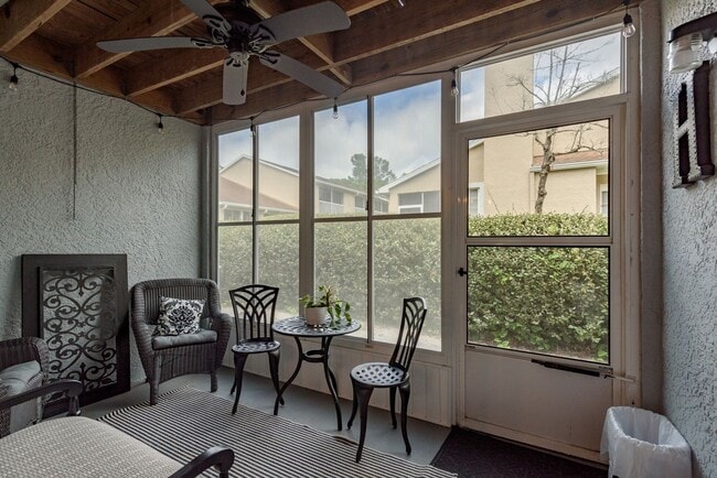 Building Photo - Andover Circle