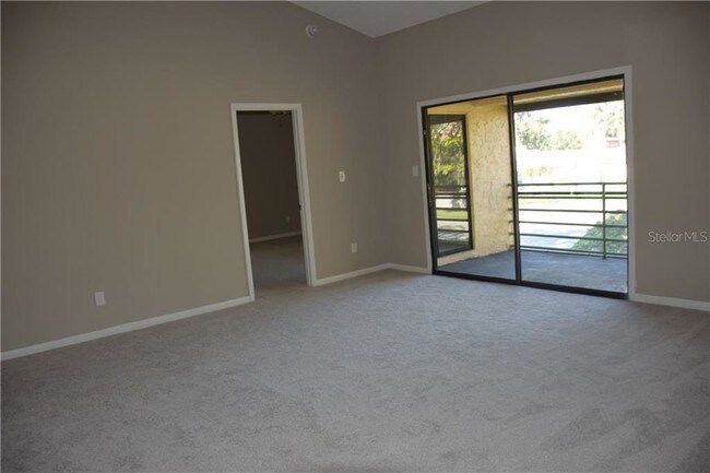 Building Photo - 4428 S Lake Orlando Pkwy