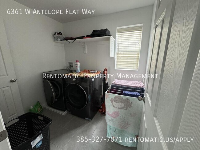 Building Photo - 6361 W Antelope Flt Wy