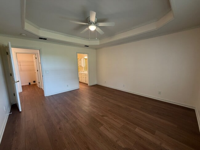 Building Photo - 1702 Thomas Ct