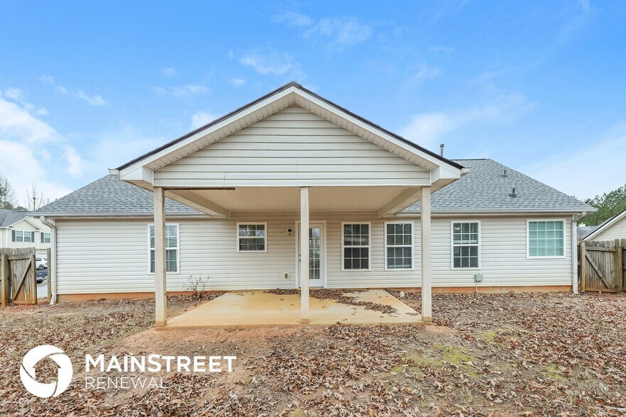 Building Photo - 102 Rocky Branch Way