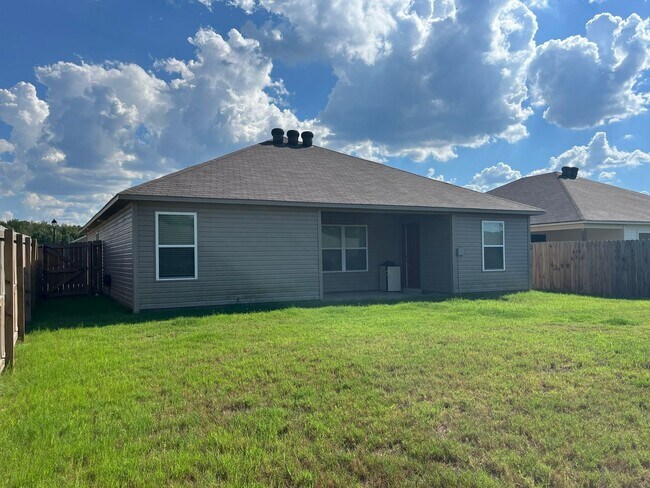 Building Photo - 103 JO Pk Ln