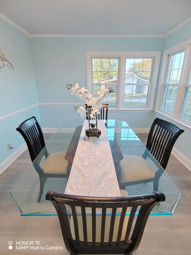 Building Photo - Charming 4-Bedroom Home for Rent – Peaceful & Nature-Filled Setting